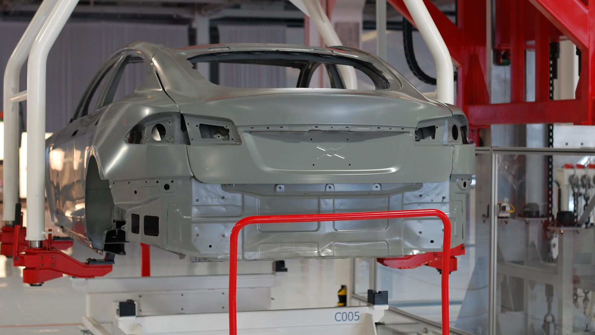 File:Tesla Factory, Fremont (CA, USA) (8765034888).jpg