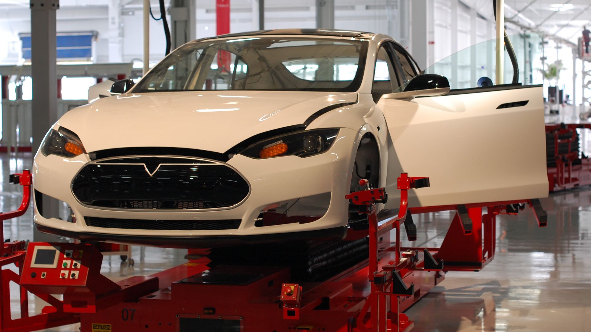 File:Tesla Factory, Fremont (CA, USA) (8765033682).jpg