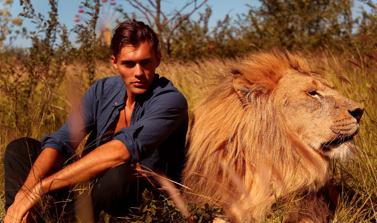 These 25 Powerful And Unpredictable Animals Keep Even Experts on Edge