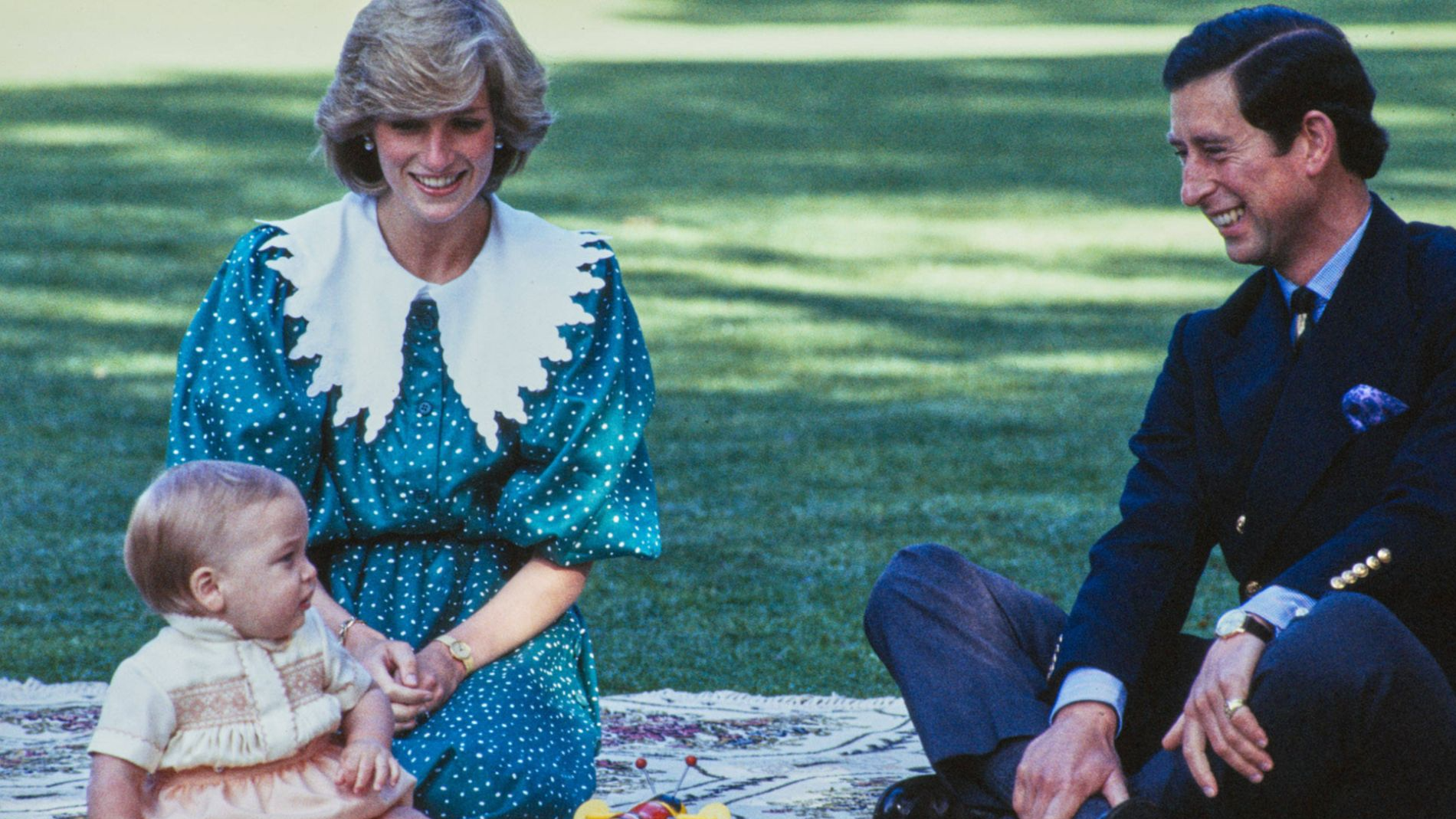 File:Prince Charles, Princess Diana and Prince William at Government House, 1983.jpg