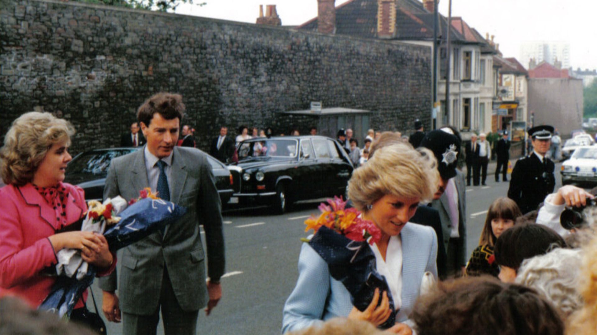File:Princess Diana, Bristol 1987-2.jpg