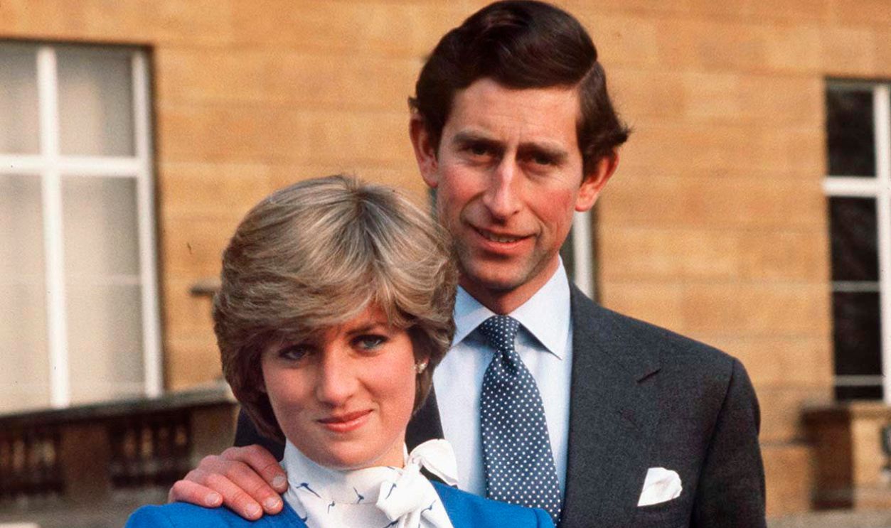 Lady Diana Spencer Reveals Her Sapphire And Diamond Engagement Ring While She And Prince Charles Pose For Photographs In The Grounds Of Buckingham Palace Following The Announcement Of Their Engagement. 