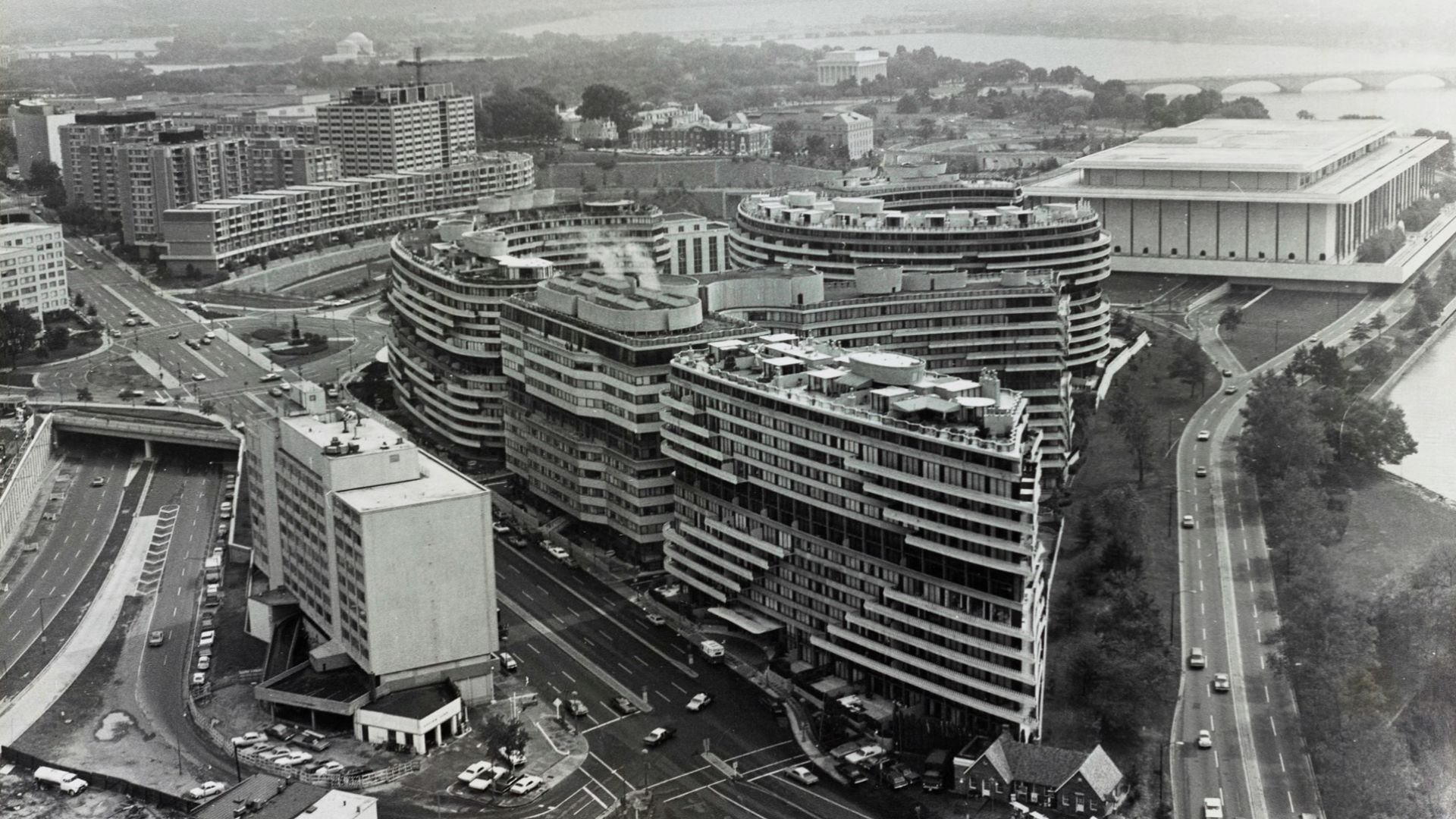 File:Watergate complex.jpg