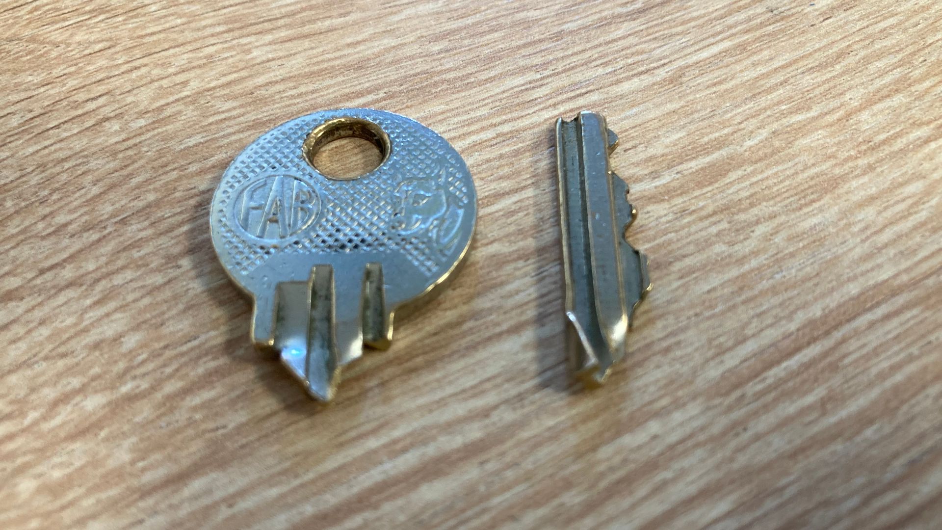 File:Broken key IMG 7122.JPG