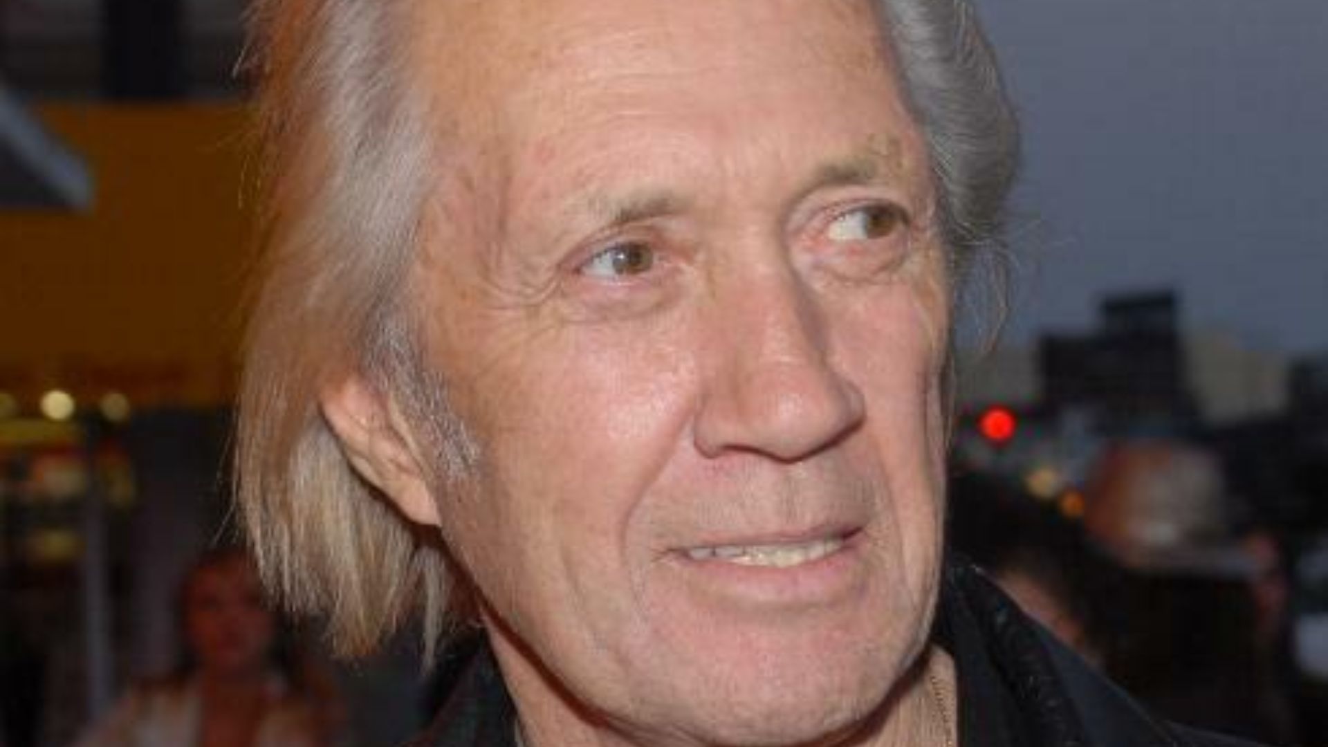 File:David Carradine Polanski Unauthorized (cropped).jpg