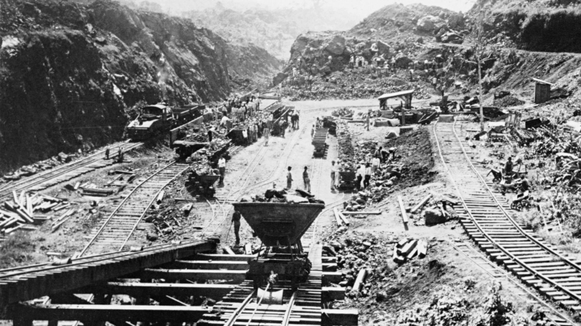 File:Panama Canal under construction, 1907.jpg