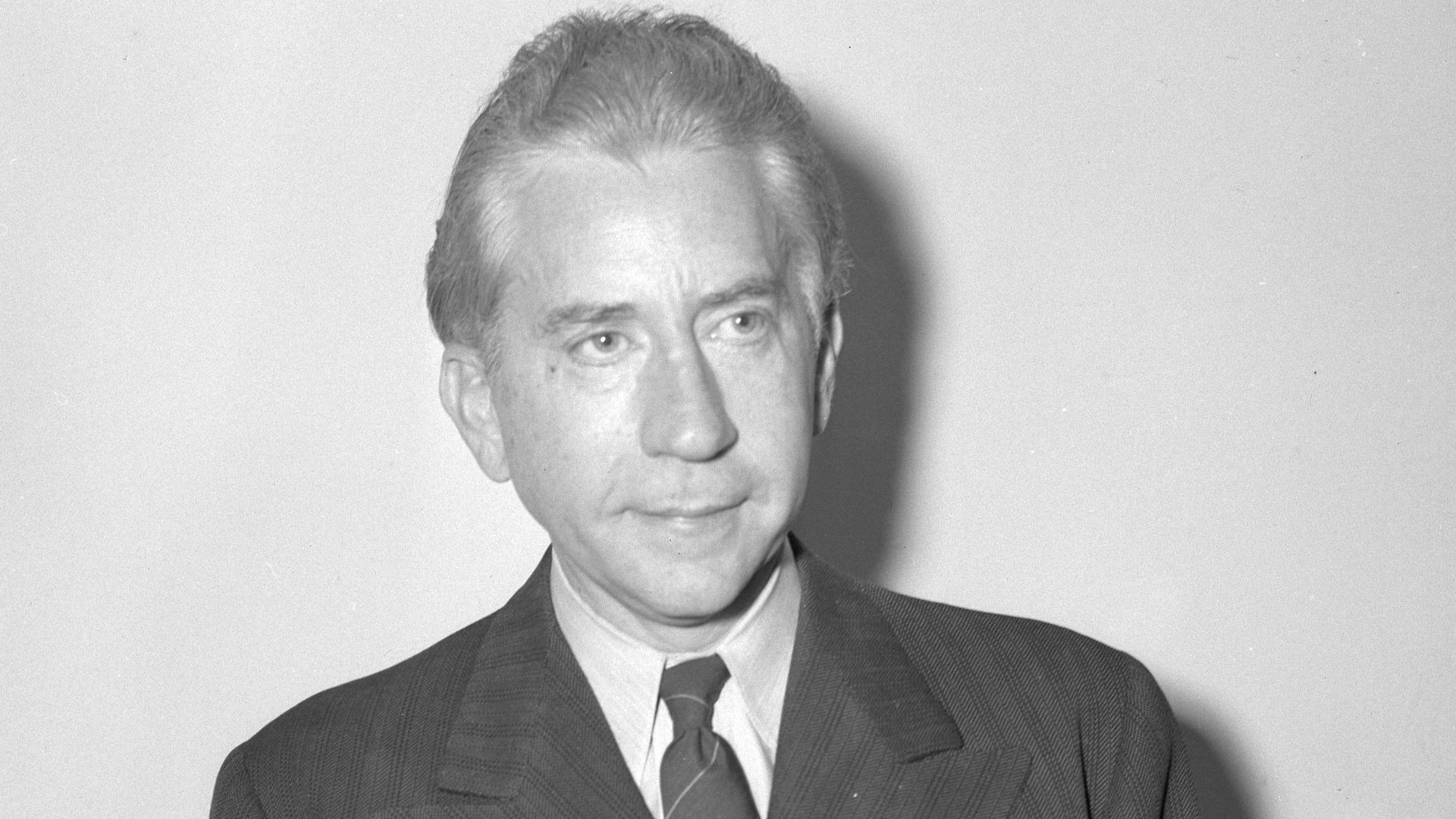 File:JP Getty,1944.jpg