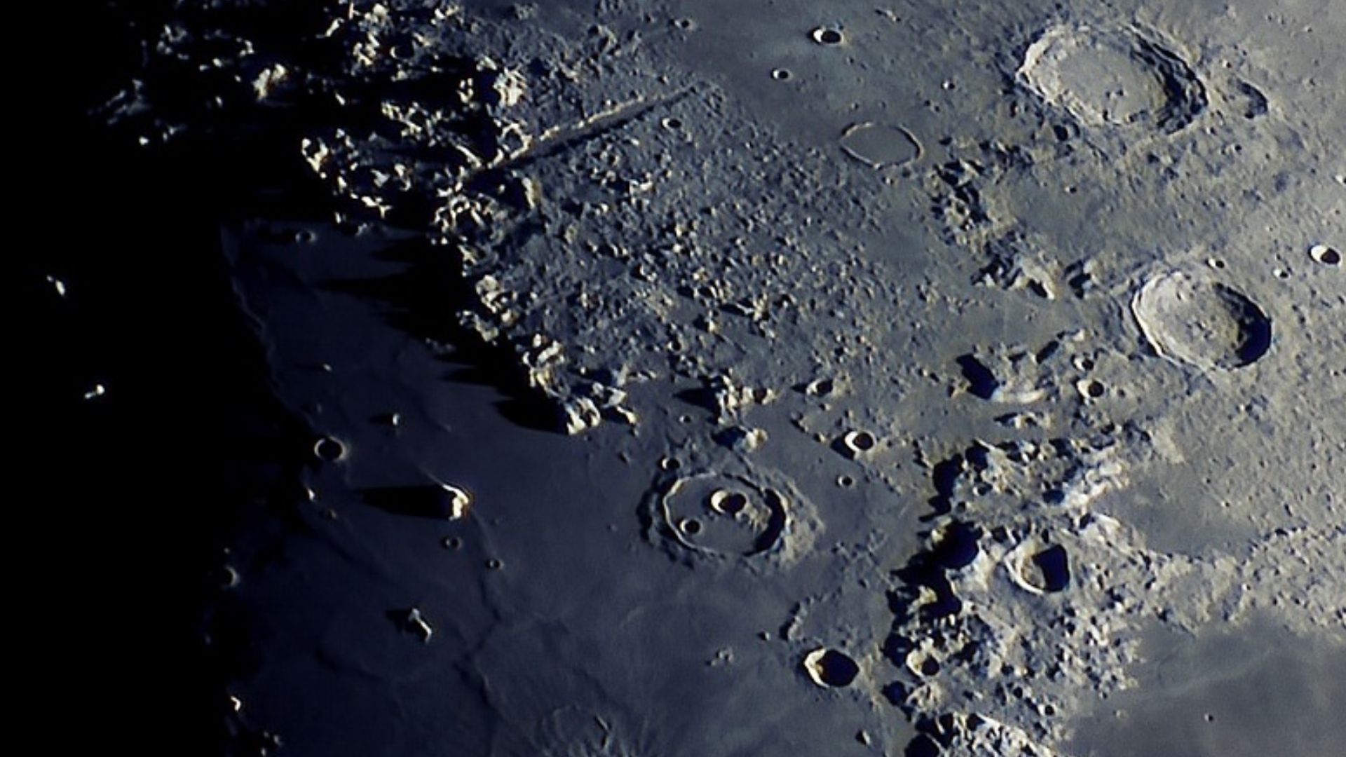 File:Cassini-crater-montes-alpes-theaetetus-crater-montes-caucasus-eudoxus-crater-aristoteles-crater-egede-crater-aristillus-crater-vallis-alpes-protagoras-crater-mont-blanc-mons-piton-mare-imbrium.jpg