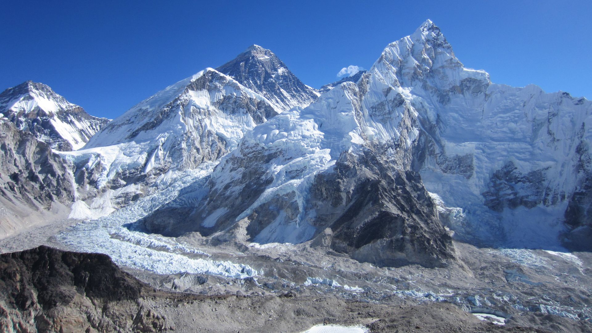 File:View of Mount Everest.jpg