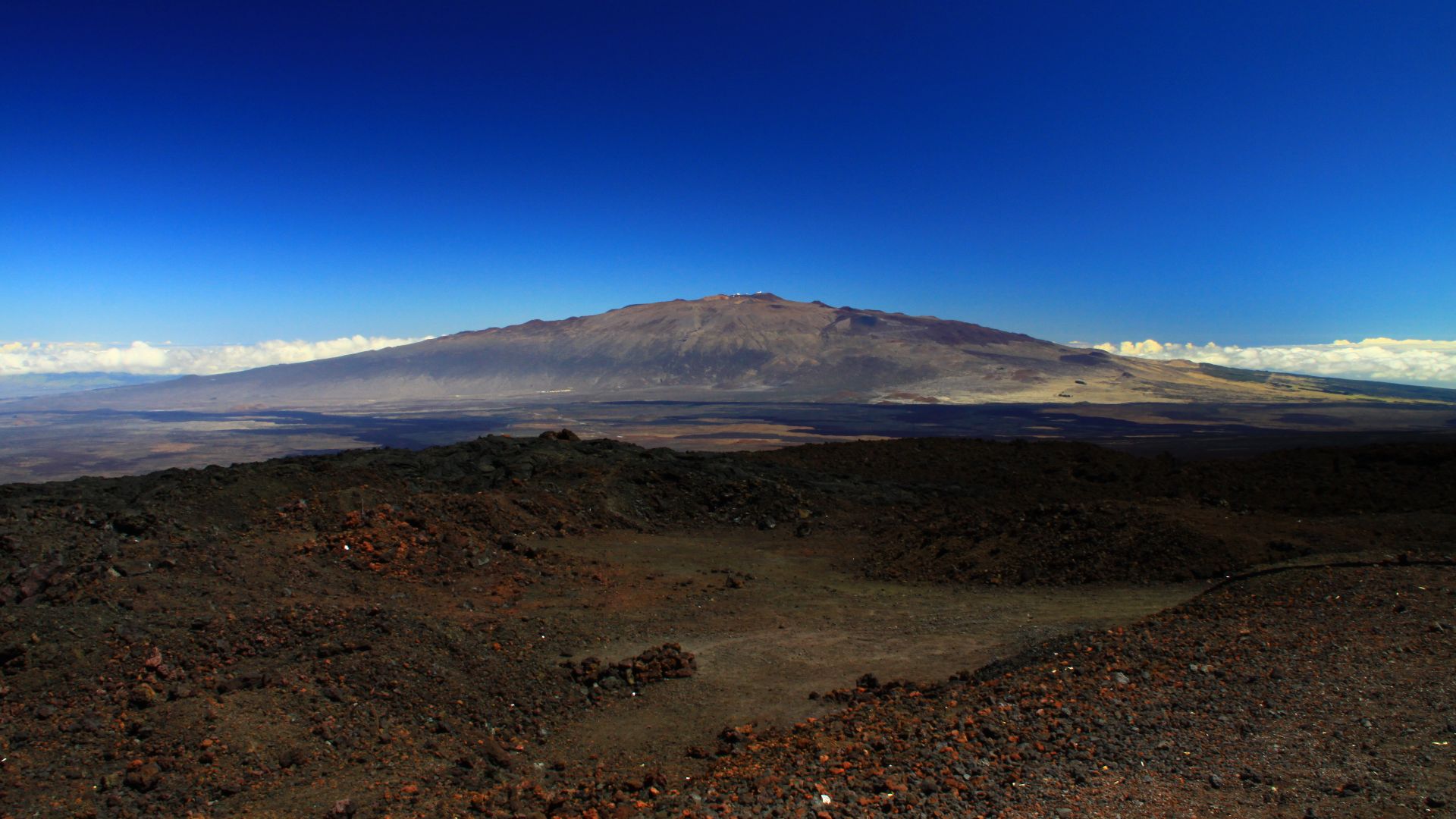 File:Mauna Kea from Mauna Loa Observatory, Hawaii - 20100913.jpg