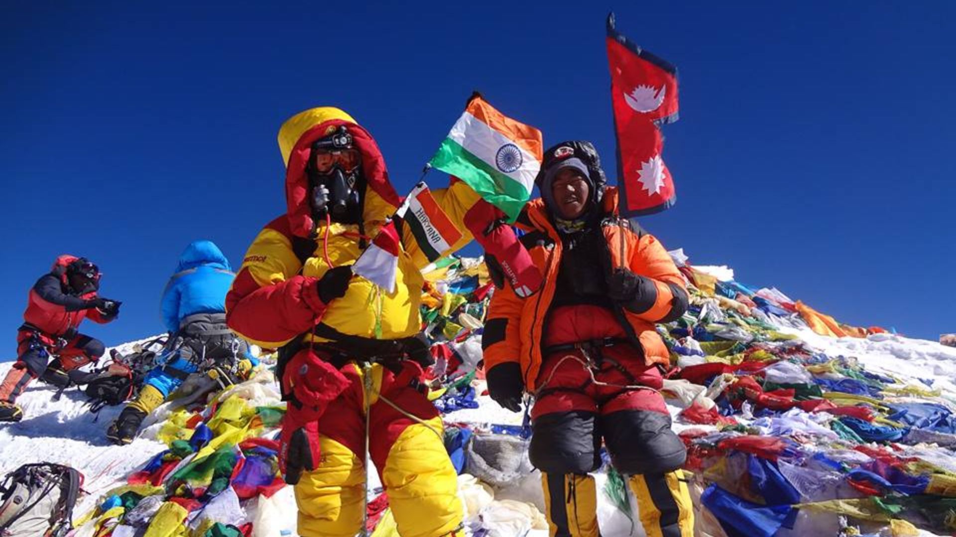File:Summit picture.jpg