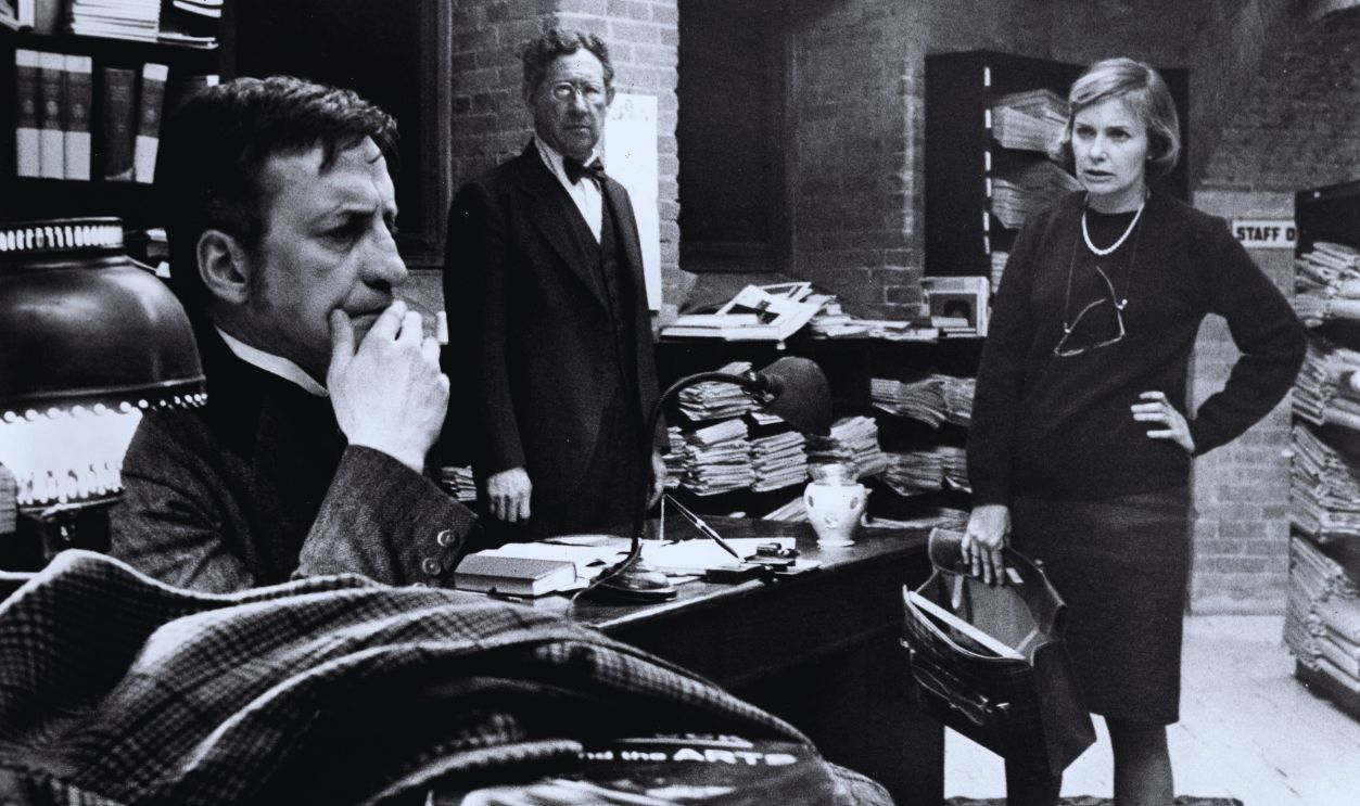 Gettyimages - 507423229, They Might Be Giants Joanne Woodward a psychiatrist confronts George C. Scott as he tries to find clues to the man trying to kill him in a scene from the Universal Studios movie 