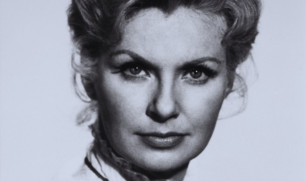 Gettyimages - 1197339464, Joanne Woodward, Publicity Portrait for the Film, 