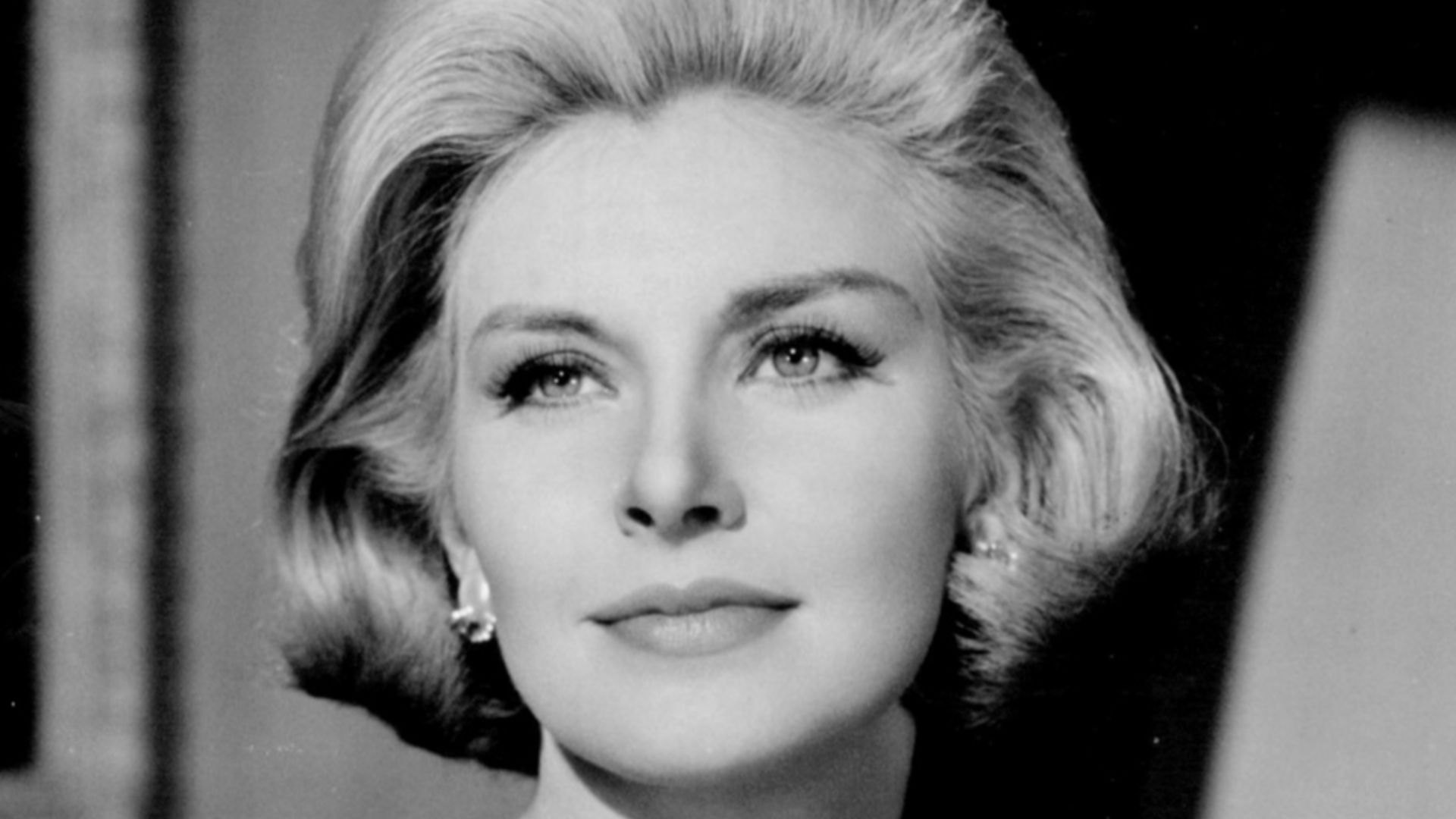File:Joanne Woodward 1971.jpg