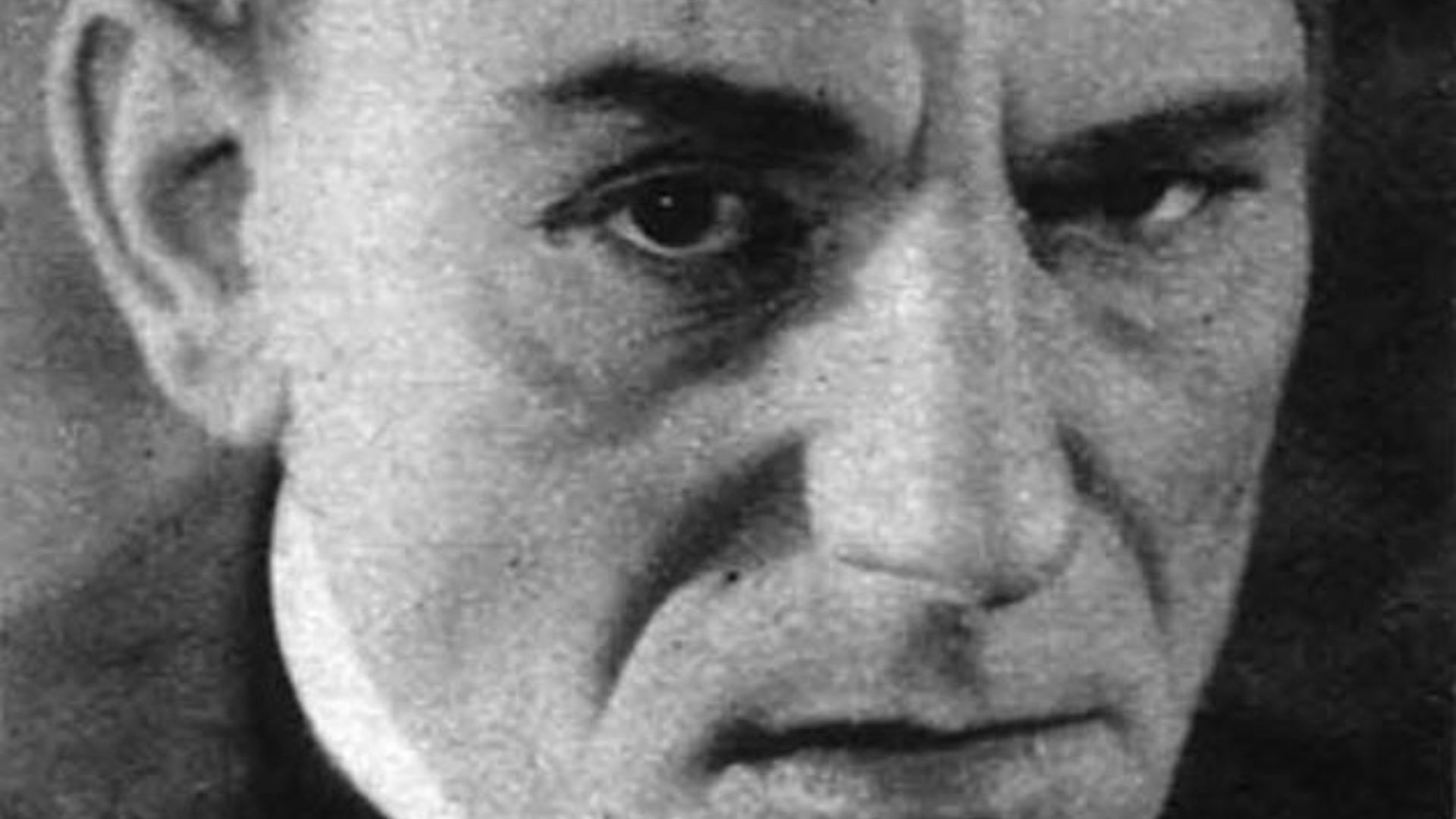 File:Lon Chaney portrait Screenland 1923-01.jpg