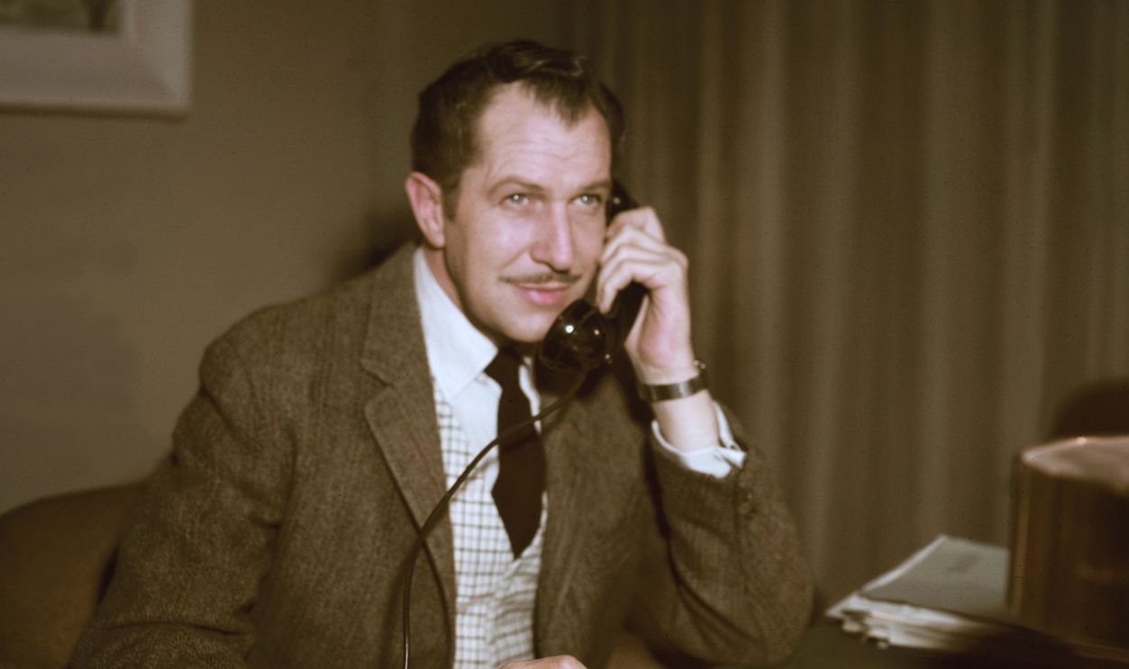 Gettyimages - 607438228, On the set of The Fly American actor Vincent Price on the set of The Fly, directed by Kurt Neumann. 