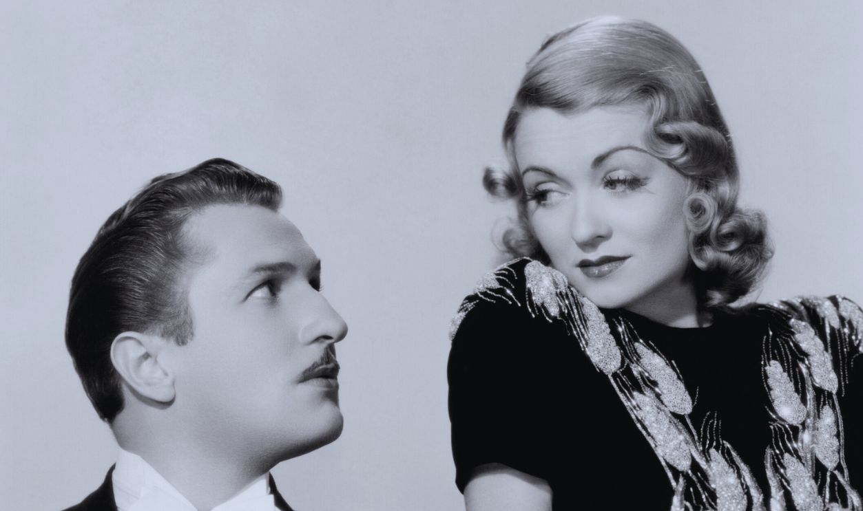 Gettyimages - 2151591829, Vincent Price and Constance Bennett in 'Service de Luxe' 
