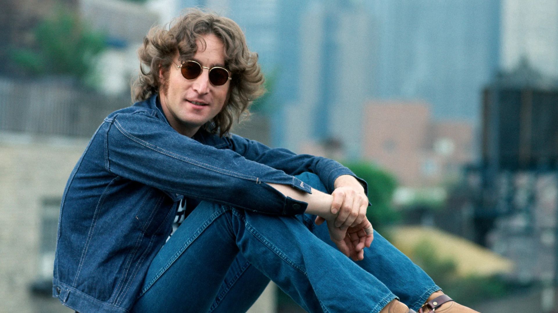 File:John Lennon