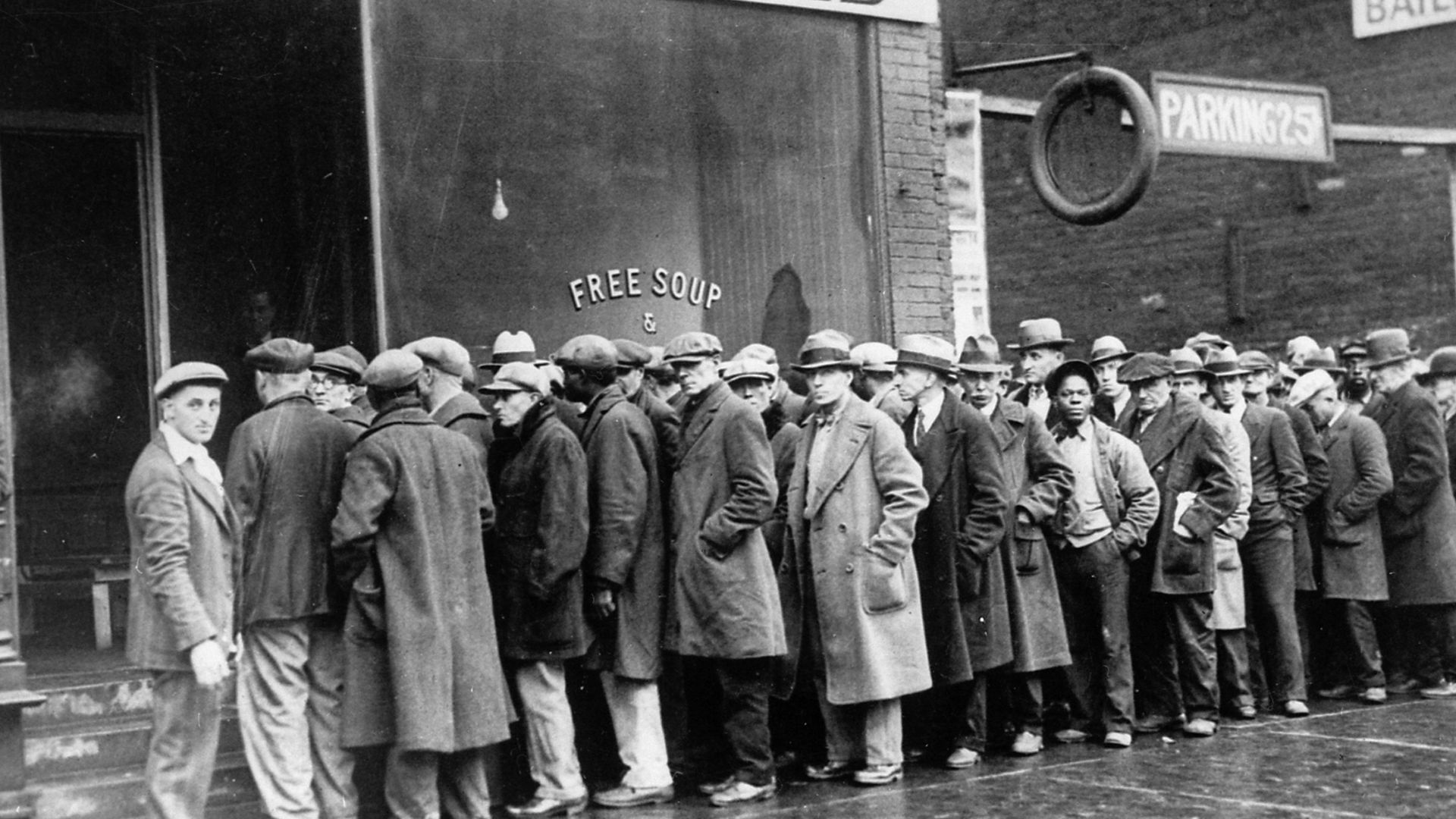 File:Unemployed men queued outside a depression soup kitchen opened in Chicago by Al Capone, 02-1931 - NARA - 541927.jpg