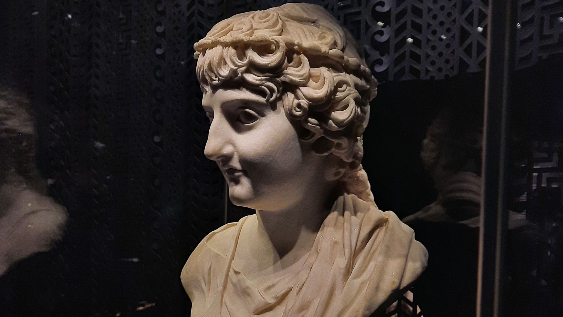 File:Julio-Claudian Princess.jpg