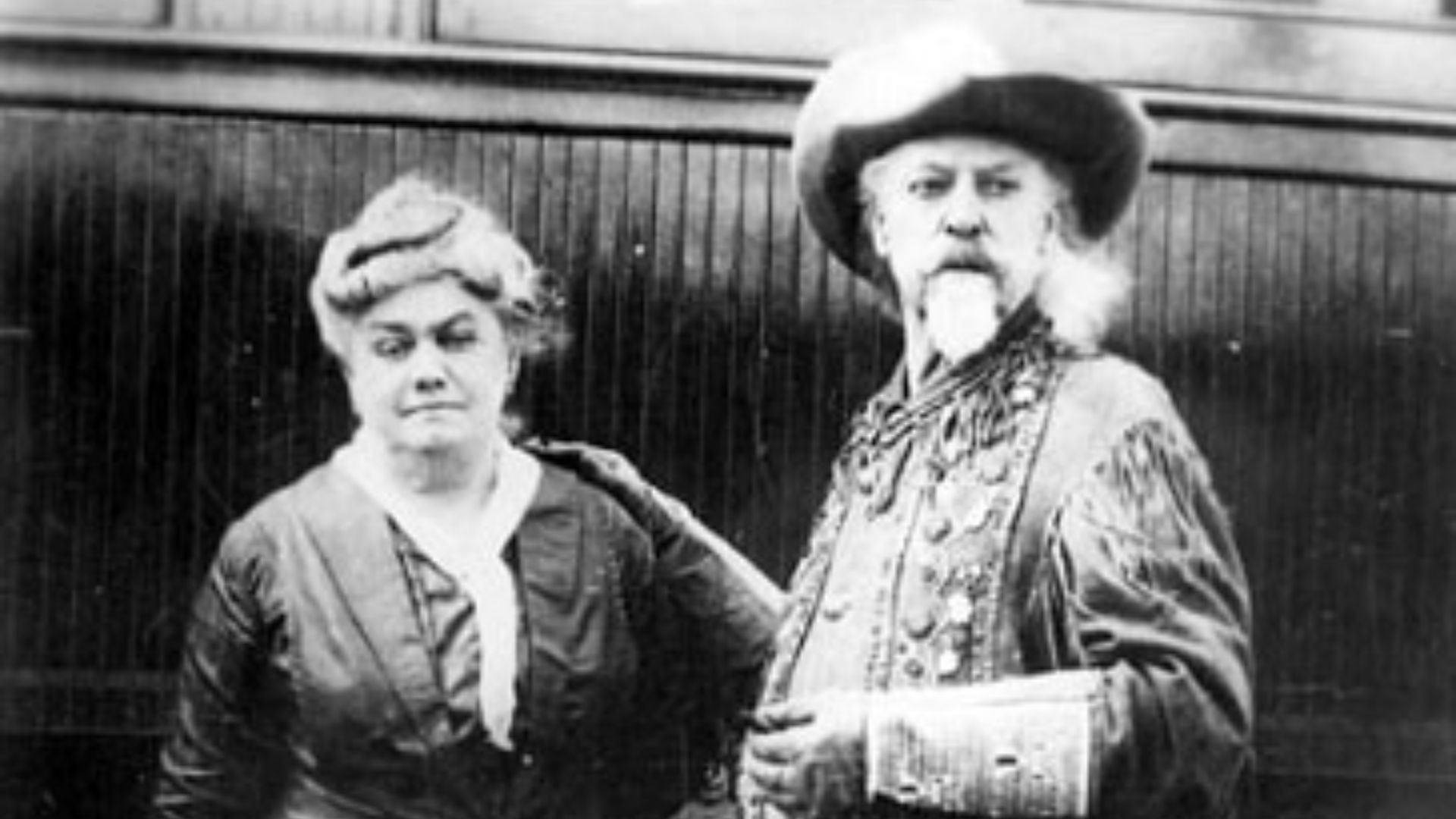 File:Cody and Louisa.jpg