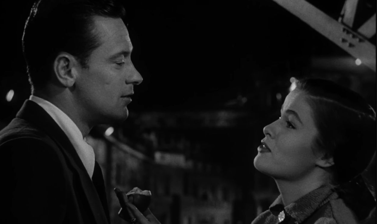 Screenshot from Sunset Boulevard (1950)