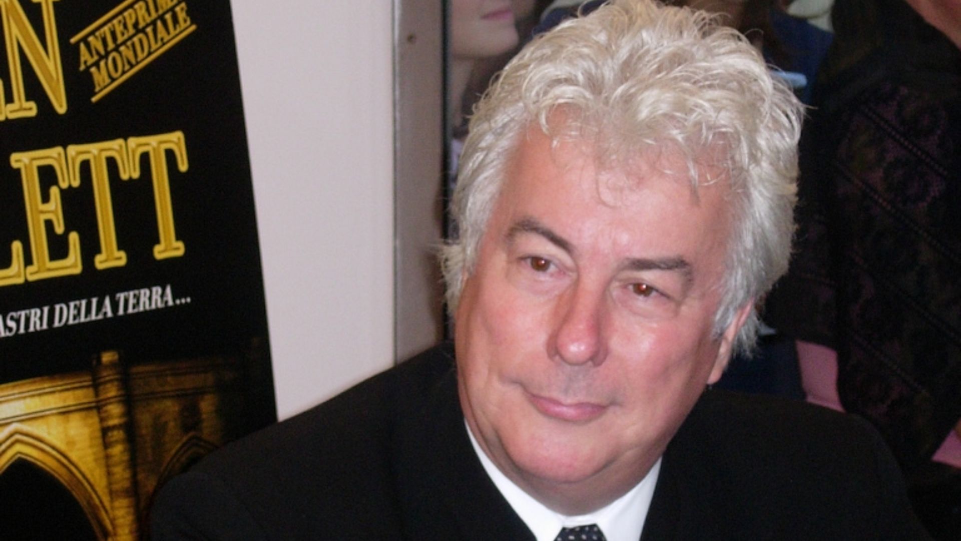 File:Ken Follett 2007.JPG