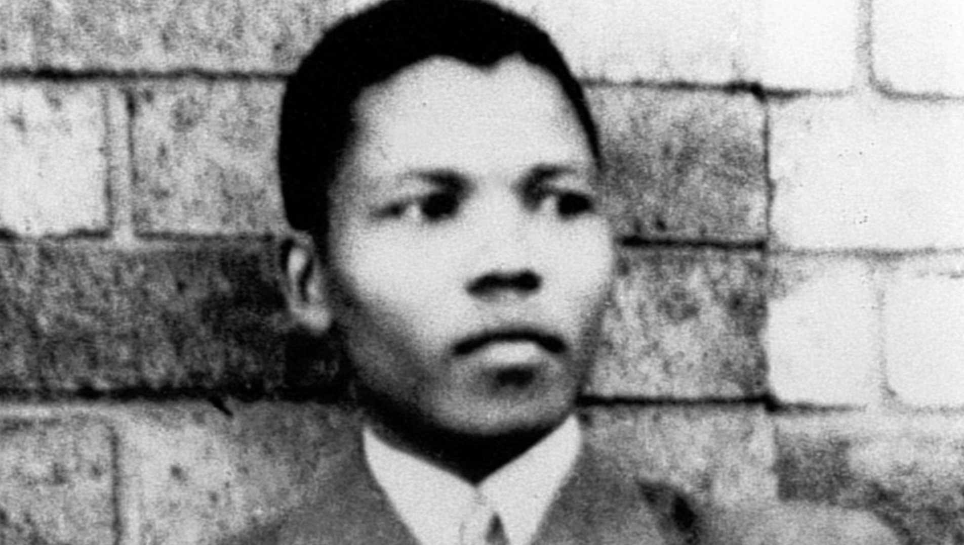 File:Young Mandela.jpg