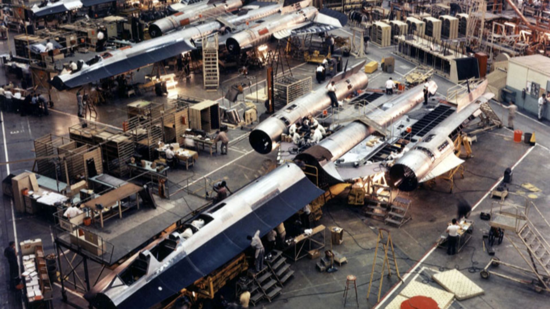 File:SR71 factoryfloor SkunkWorks.jpg