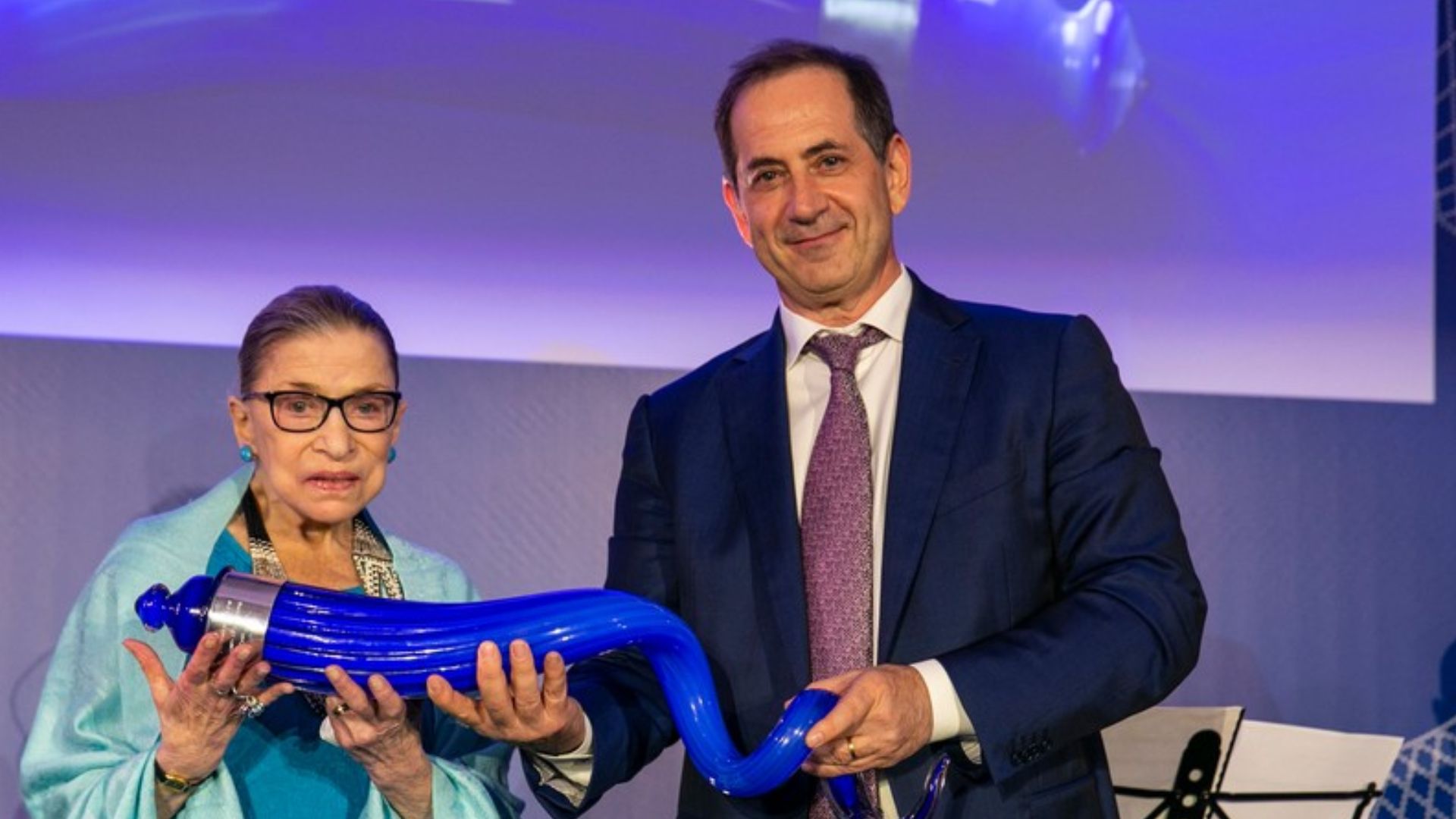 File:Stan Polovets awards Justice Ruth Bader Ginsburg Lifetime Achievement Award 2018.jpg