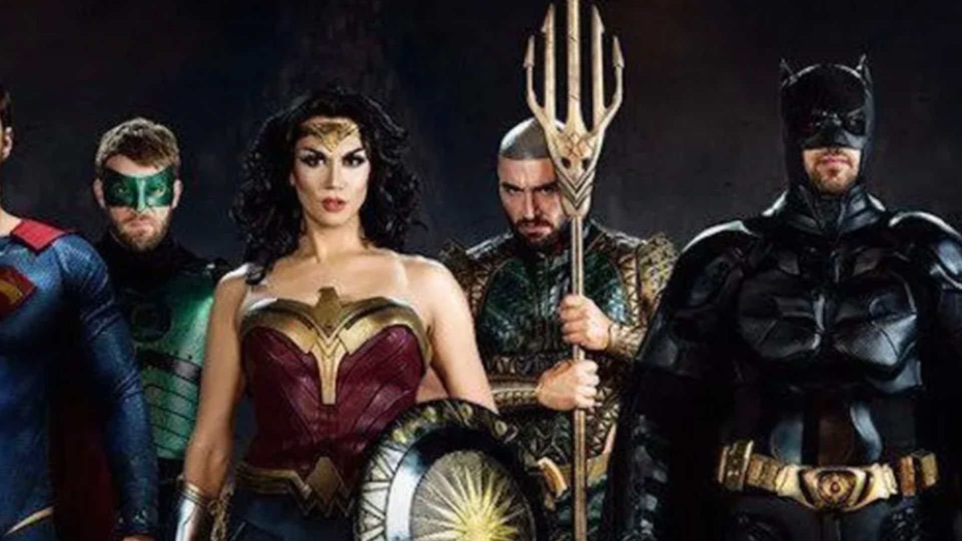 File:Justice League Cosplay 2018.webp