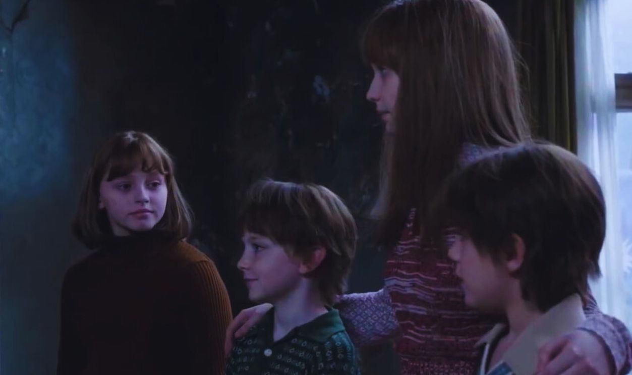 Screenshot from The Conjuring 2 (2016)