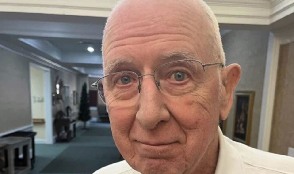 How Dan Pelzer Turned Reading Into A Lifelong Ritual