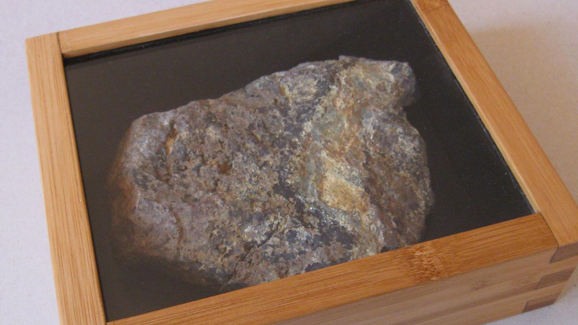 File:Uranocircyt 3-1.jpg