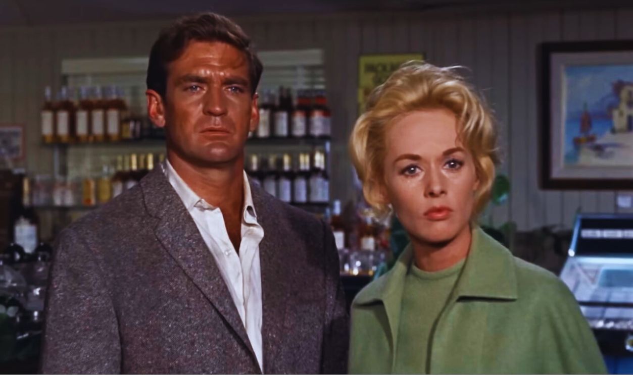 Screenshot from The Birds (1963)