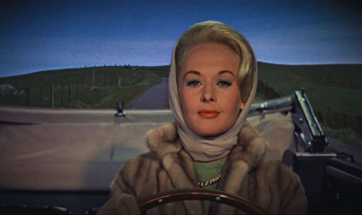 Screenshot from The Birds (1963)