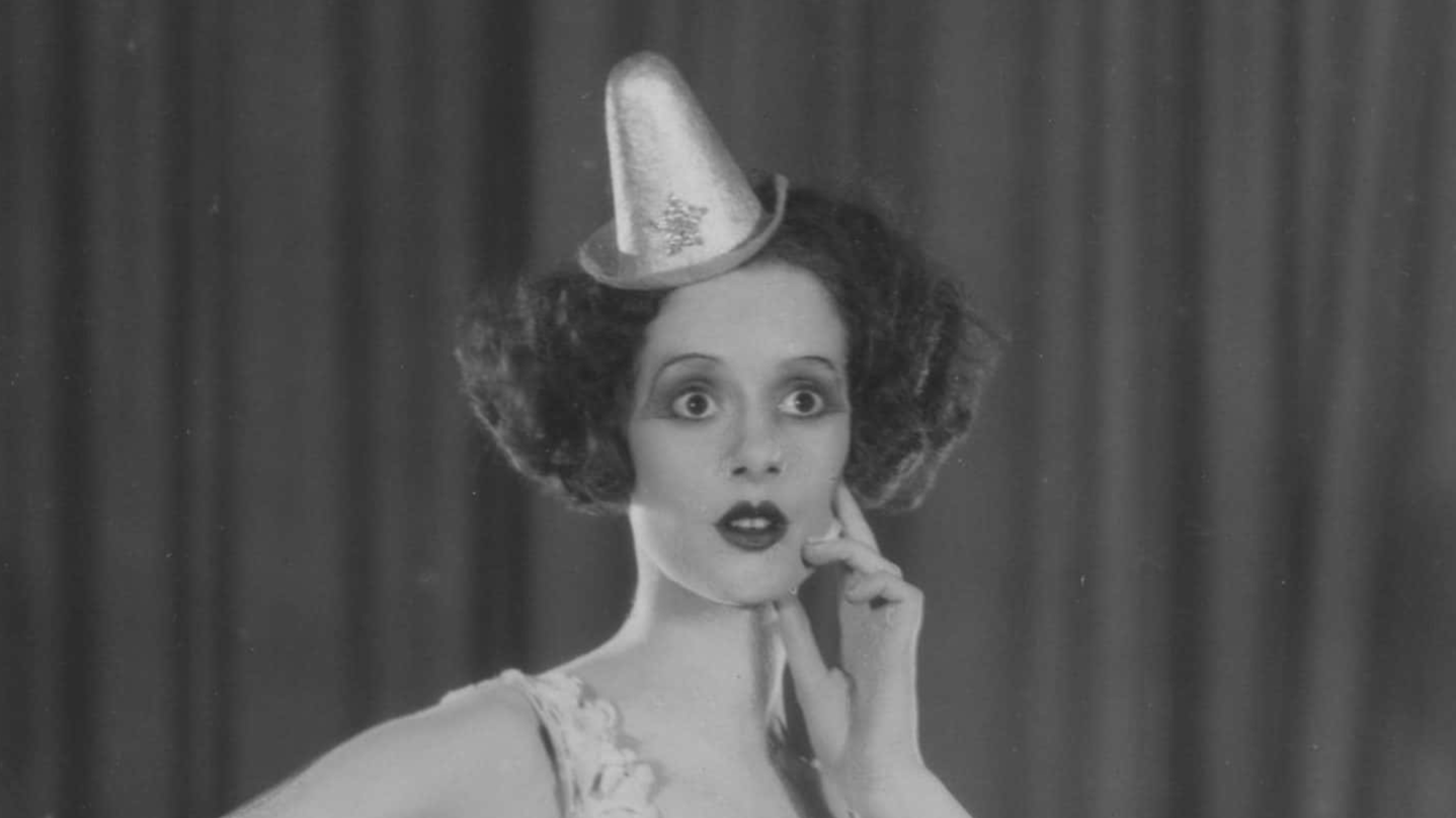 English actress Elsa Lanchester (1902 - 1986), known for her comic, eccentric roles, in a typical costume. 