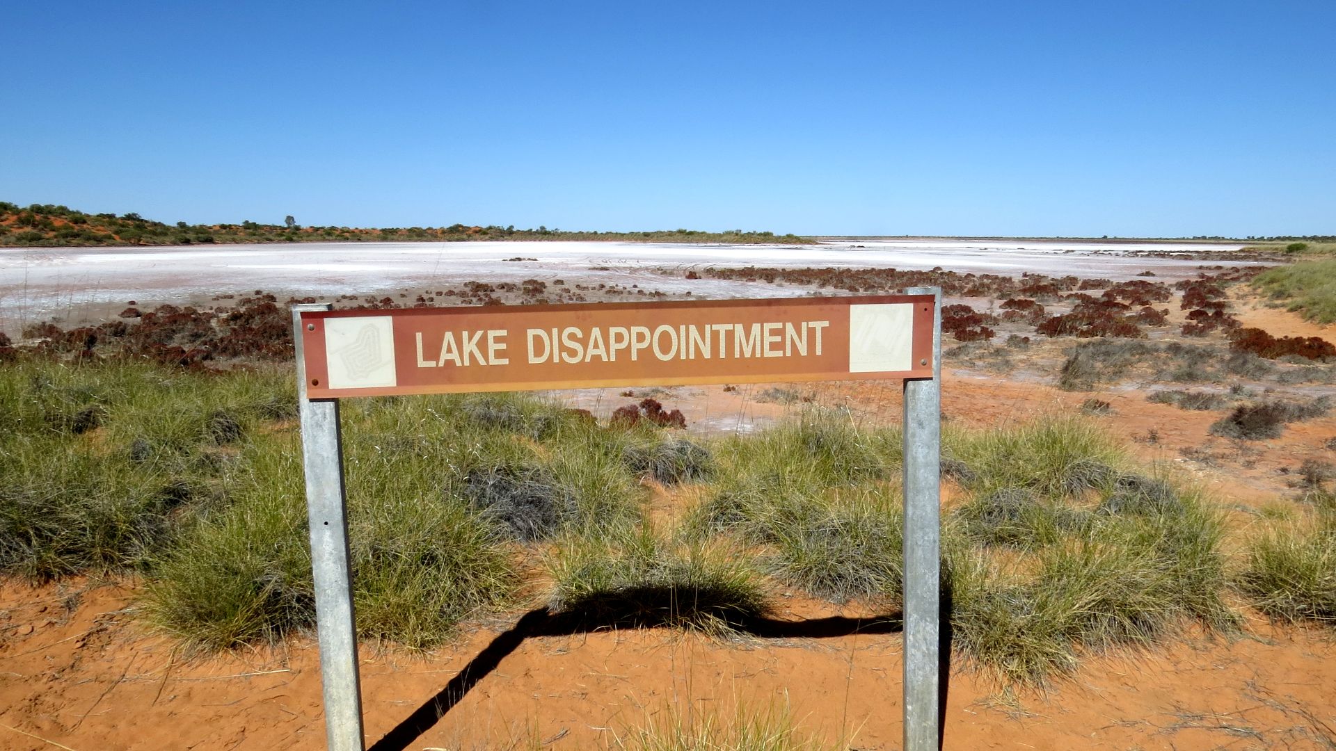 File:Lake Disappointment 9514.jpg