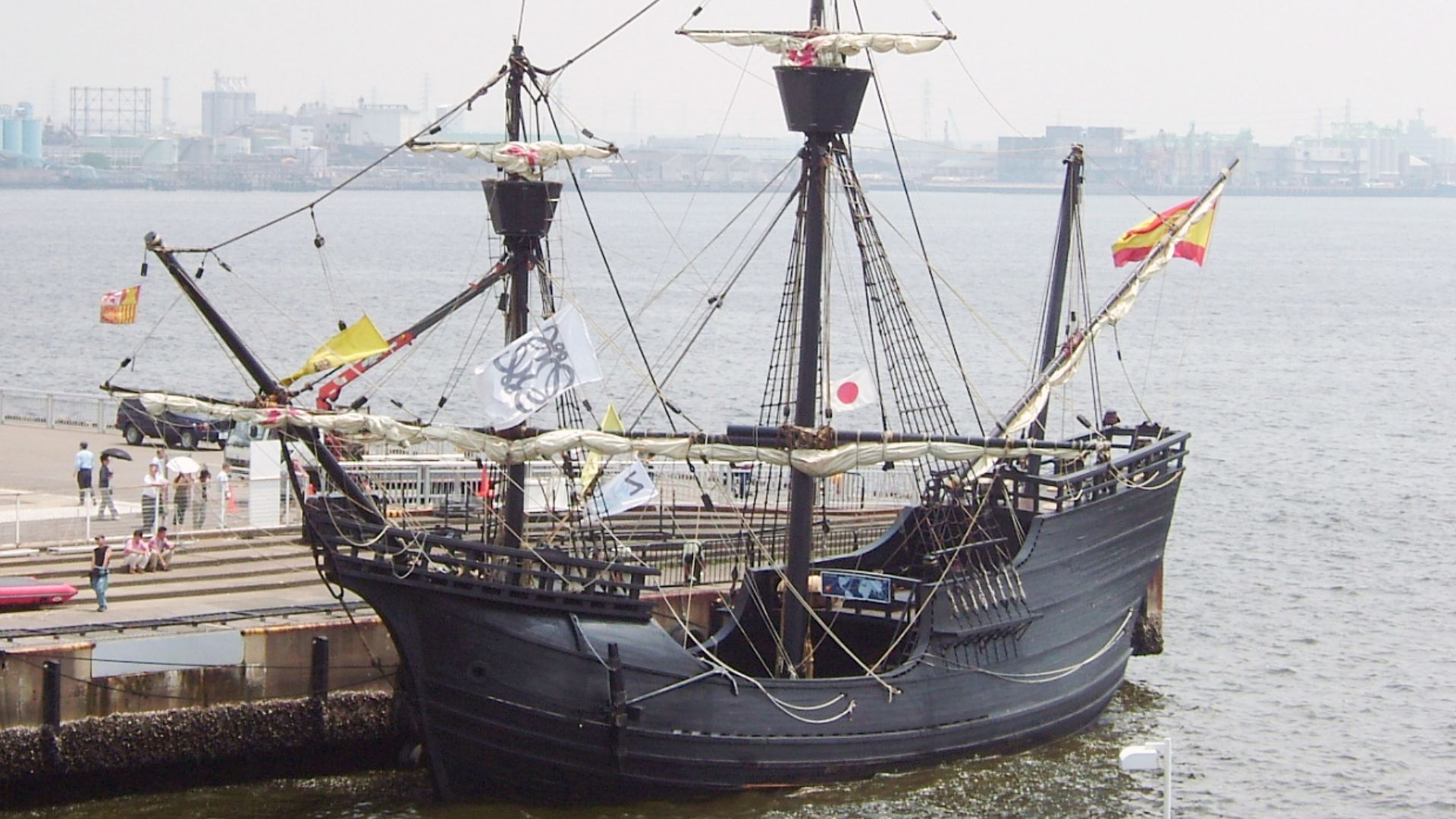 File:Nao Victoria.jpg