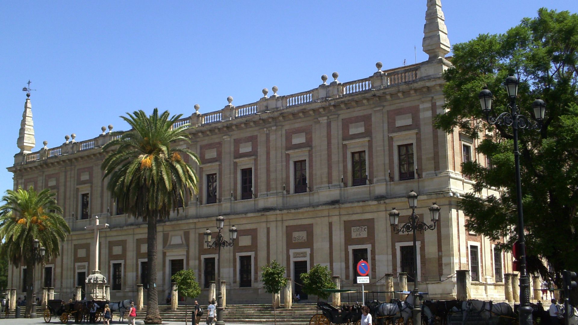 File:Sevilla - Archivo General de Indias K01.jpg