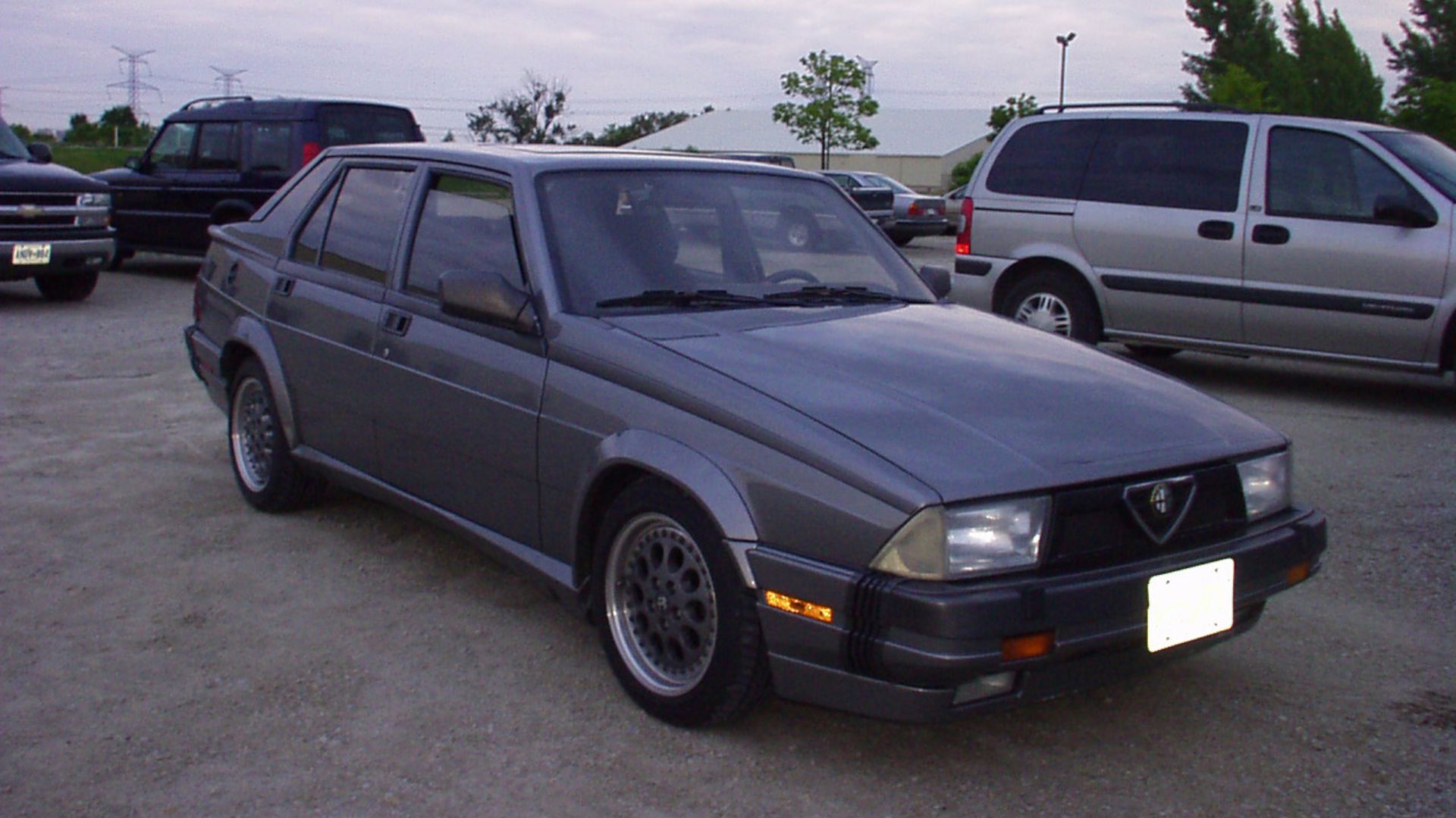 File:1987-1989 Alfa Romeo Milano Verde.jpg