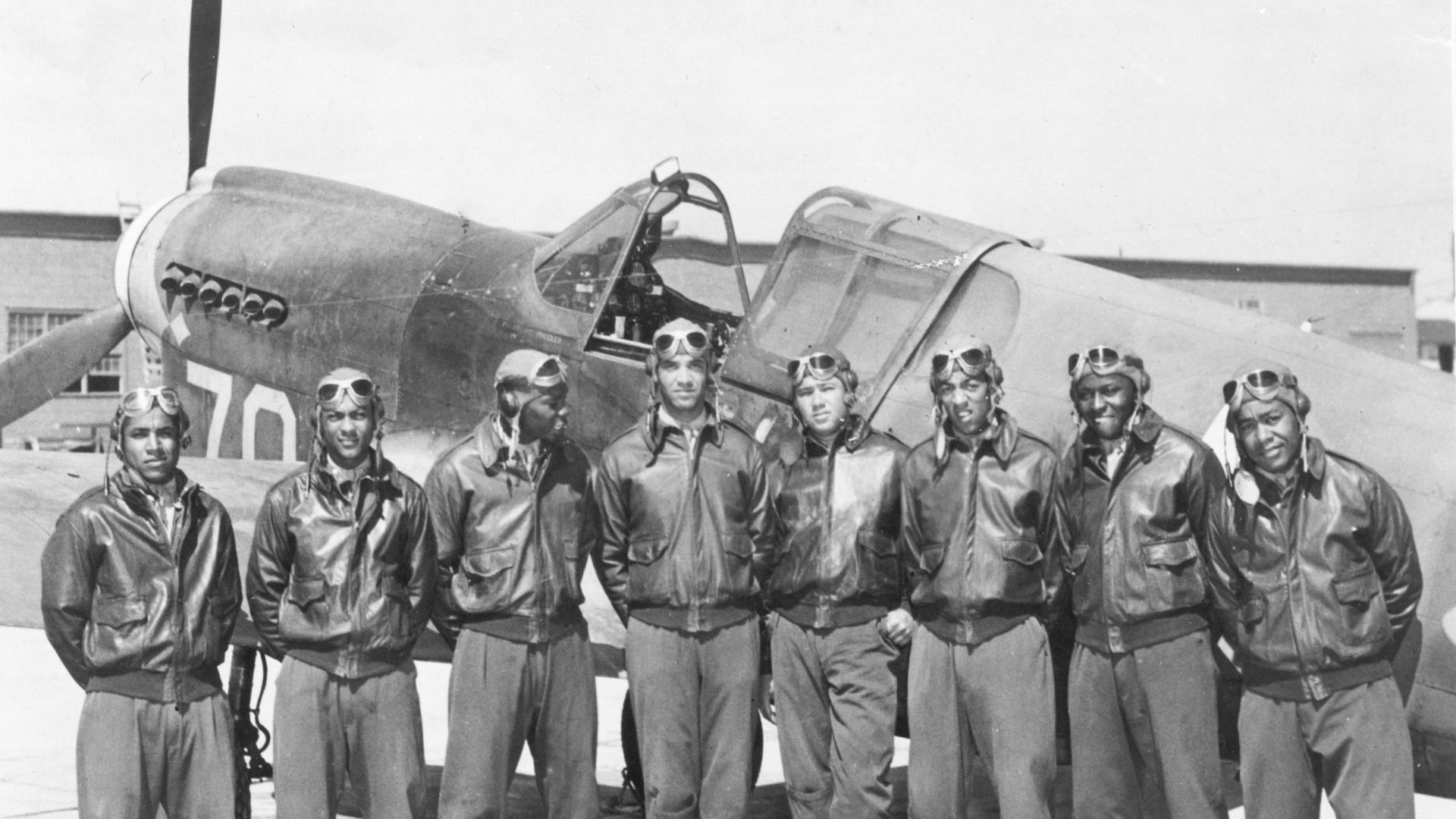 File:Tuskegee Airmen - Circa May 1942 to Aug 1943.jpg