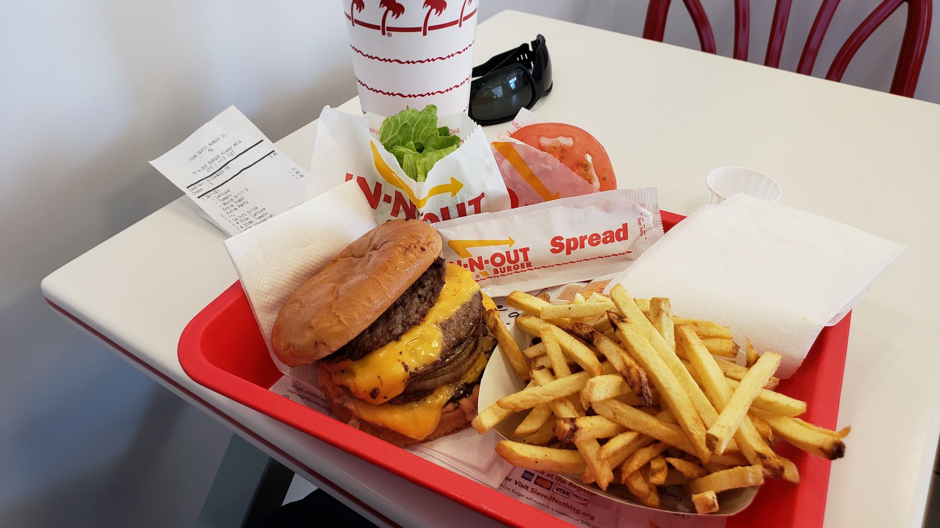 File:4×2 In-n-out Burger meal.jpg