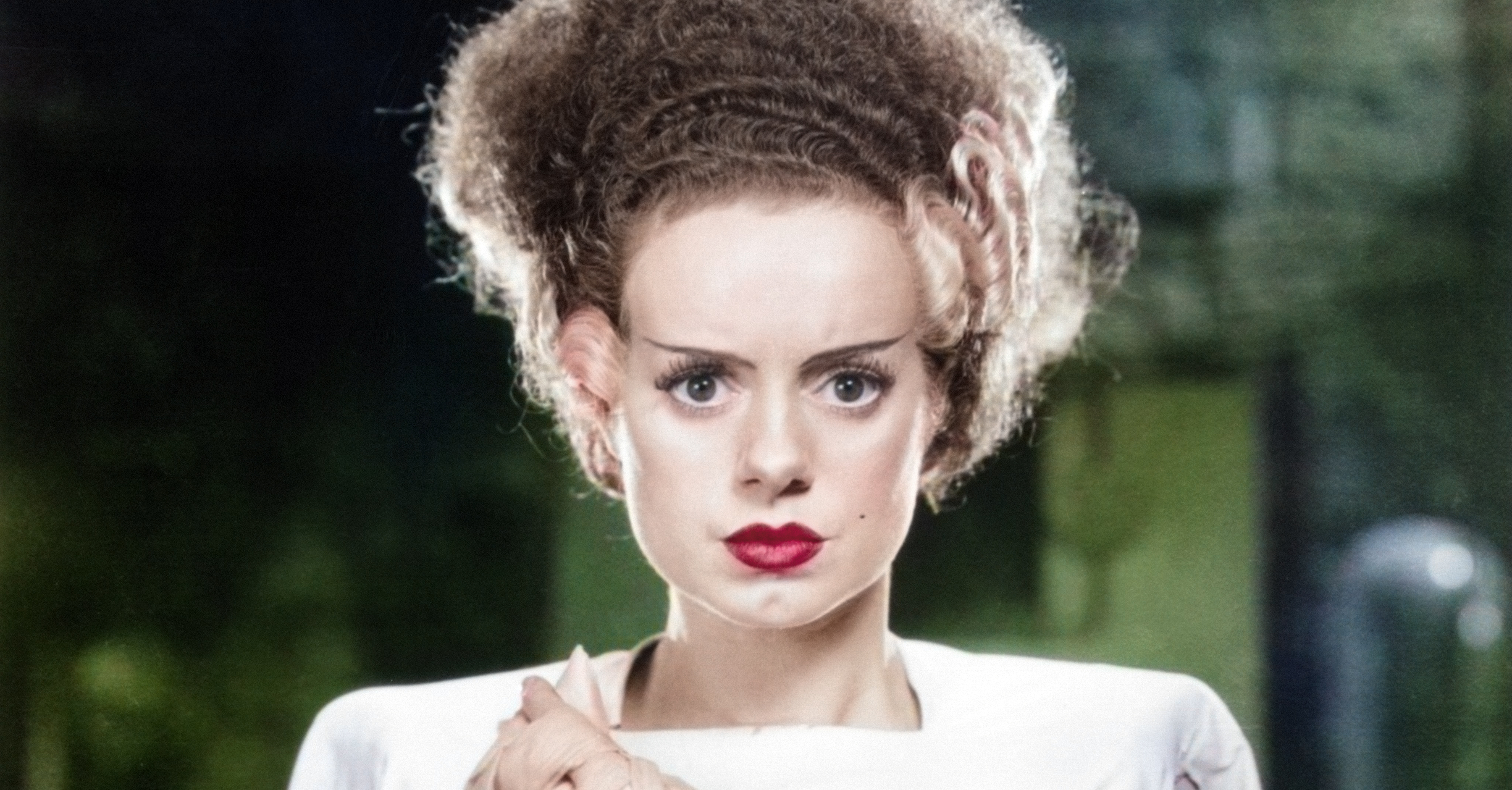 Horrifying Facts About Elsa Lanchester, Cinema’s Bride Of Frankenstein