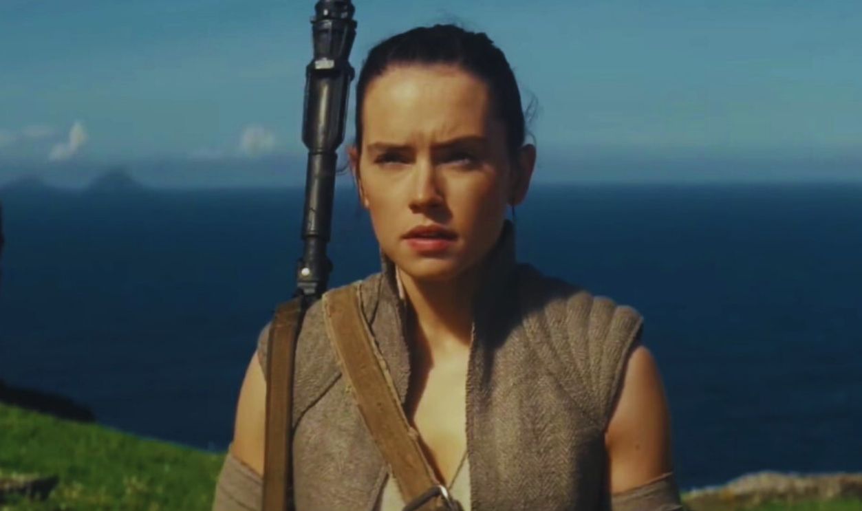 Screenshot from Star Wars: The Last Jedi (2017)