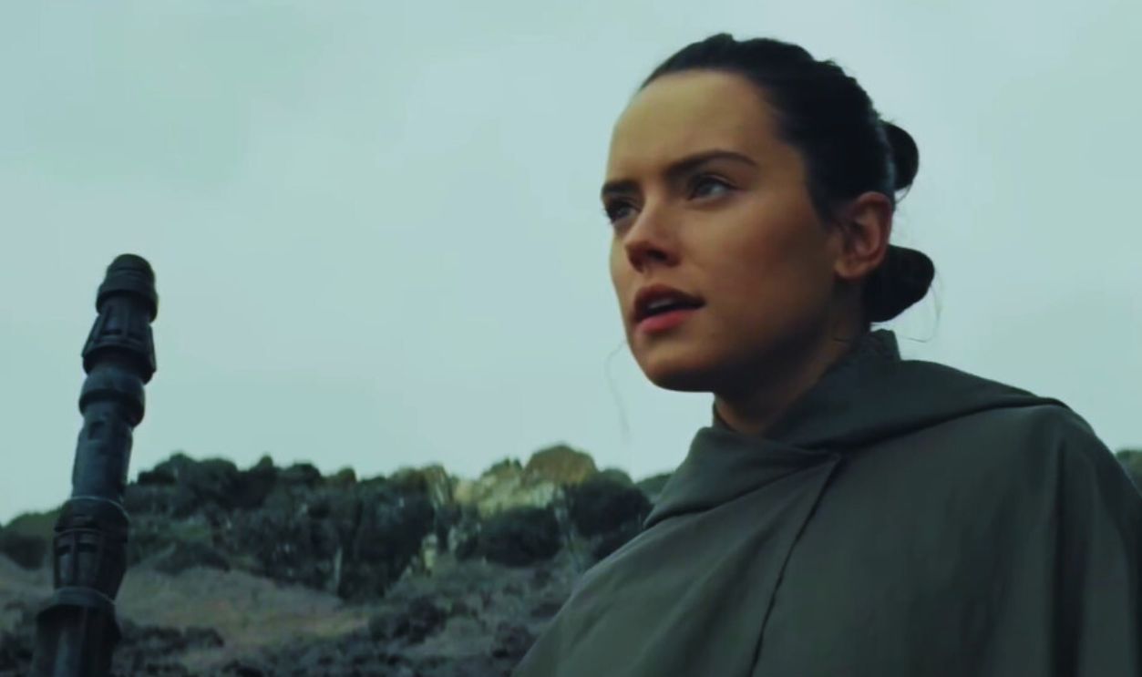 Screenshot from Star Wars: The Last Jedi (2017)