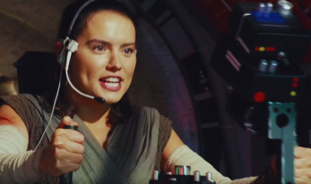 Screenshot from Star Wars: The Last Jedi (2017)