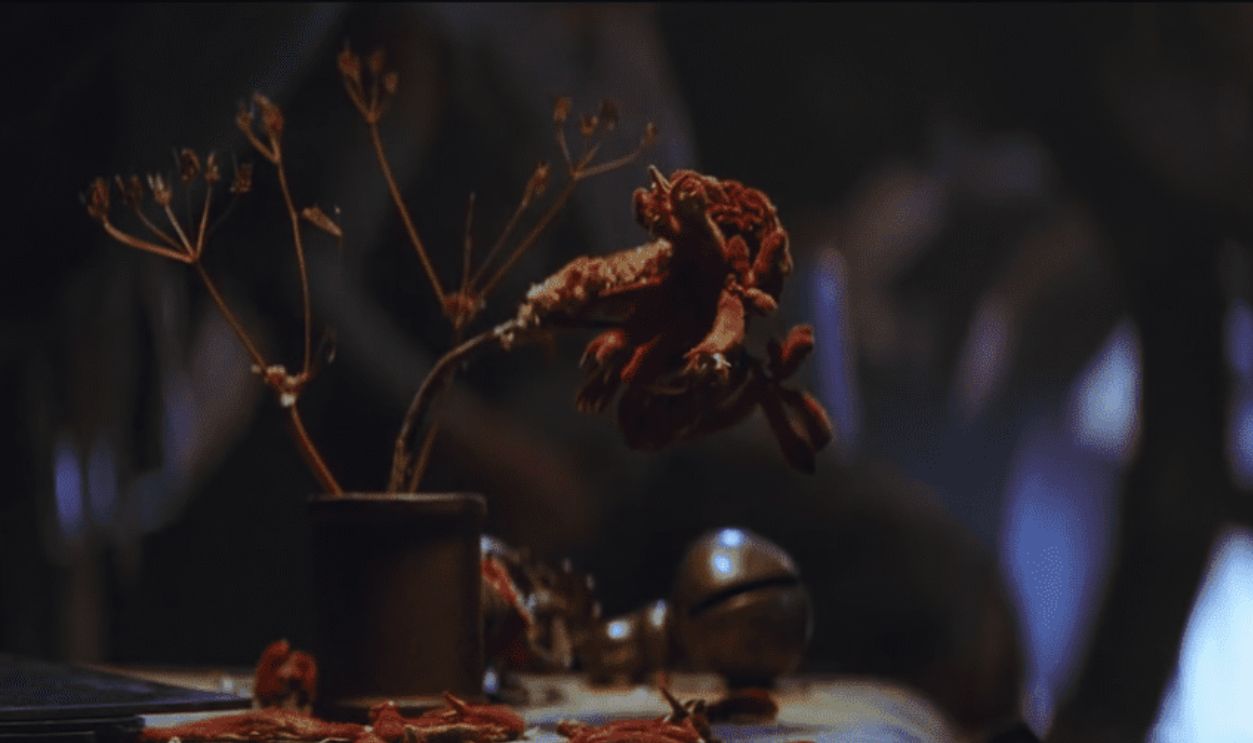 Screenshot from Star Wars: The Force Awakens (2015)