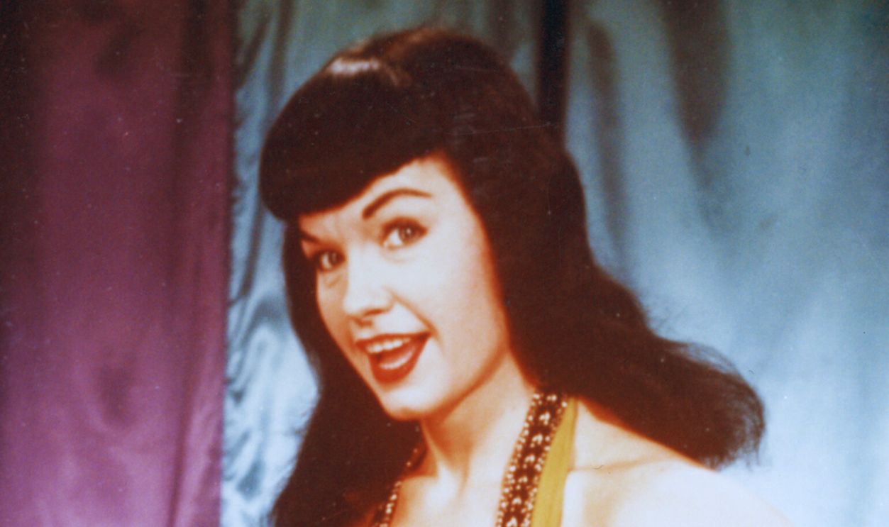 Gettyimages - 71654785, Bettie Page American glamour model and pin-up girl Bettie Page, circa 1955.