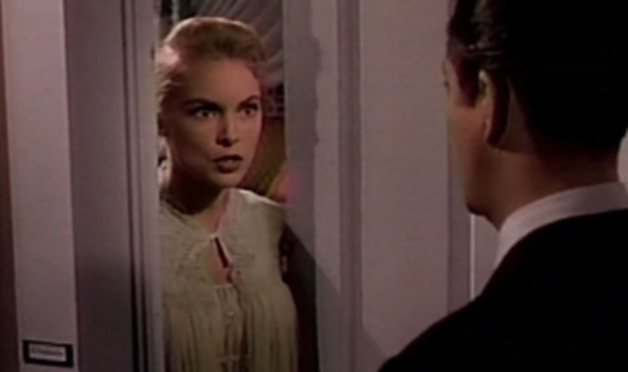 Screenshot from Rogue Cop (1954)